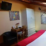 Alojamiento Bernabales Pamanes