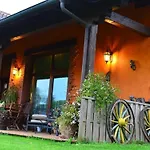 Alojamiento Bernabales Guest house