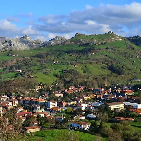 Pensión Bernabales 4*