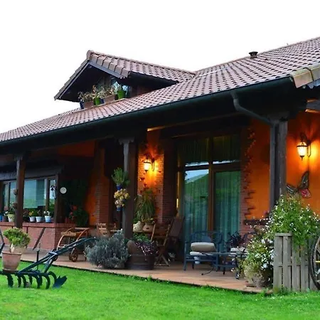 Гостевой дом Bernabales Паманес