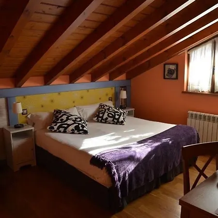 Pensión Bernabales 4*