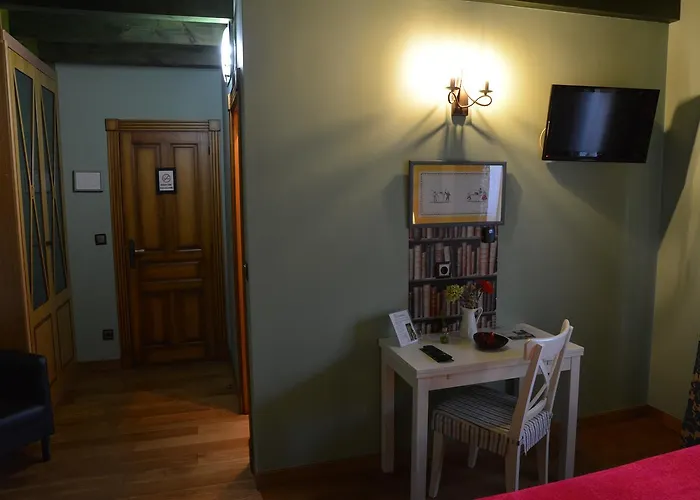 Bernabales Pensión 4*